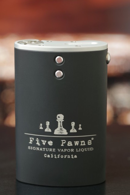 la-vapor-flask-five-pawns.jpg