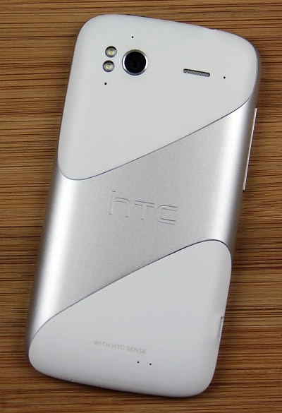 htc_sensation_weiss_2.jpg